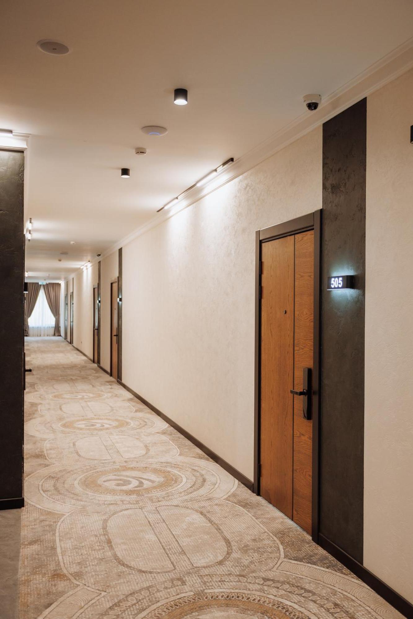 Aurum Garden Hotel Shymkent Exterior photo